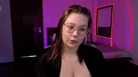 Jenia online show from June 2026 10:28:01 AM