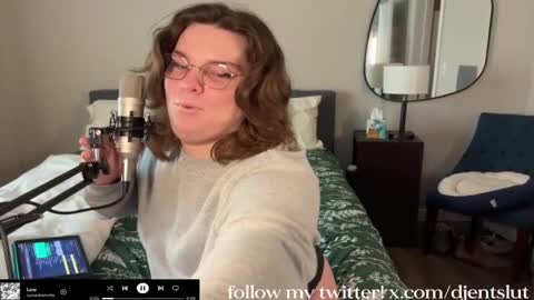 djentslut online show from December 2024 05:01:01 PM