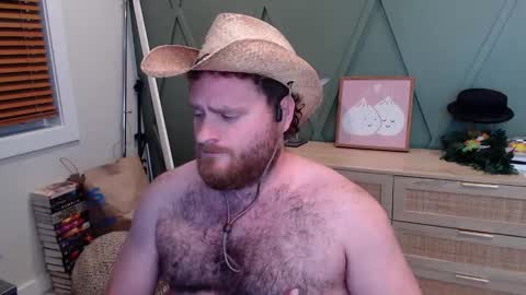 Snapshot of djr818 chatting on October 2025 05:19:02 AM Alpha Dazza online show from October 2025 05:19:02 AM