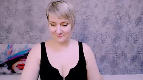 djullia online show from February 2025 03:17:02 PM