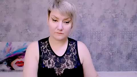 djullia online show from February 2025 10:18:02 AM