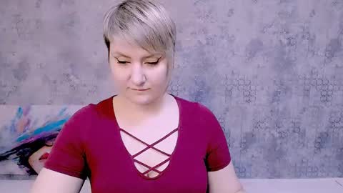 djullia online show from February 2025 01:06:01 PM