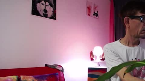 David Lucky 13  online show from October 2025 02:08:01 AM