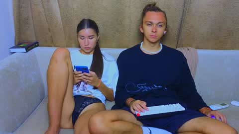 Snapshot of do_u_know_them chatting on January 2025 01:09:01 PM Kirahe Mirashe online show from January 2025 01:09:01 PM