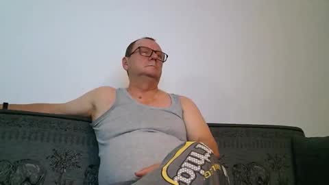 Snapshot of dobrybogdan chatting on November 2025 05:02:01 PM dobrybogdan online show from November 2025 05:02:01 PM