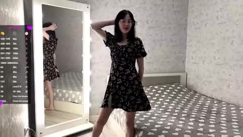 Snapshot of dodiebabikian chatting on October 2025 07:01:02 PM Annie PVT IS OPEN online show from October 2025 07:01:02 PM