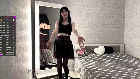 Snapshot of dodiebabikian chatting on October 2025 09:13:01 PM Annie PVT IS OPEN online show from October 2025 09:13:01 PM