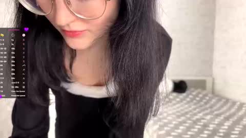 Snapshot of dodiebabikian chatting on October 2025 09:04:02 PM Annie PVT IS OPEN online show from October 2025 09:04:02 PM