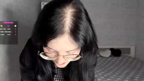 Snapshot of dodiebabikian chatting on November 2025 09:13:02 PM Annie PVT IS OPEN online show from November 2025 09:13:02 PM