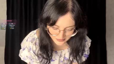 Snapshot of dodiebabikian chatting on November 2025 09:18:01 PM Annie PVT IS OPEN online show from November 2025 09:18:01 PM