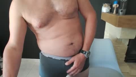 Snapshot of doggydaddi chatting on September 2025 01:16:02 PM Alex online show from September 2025 01:16:02 PM