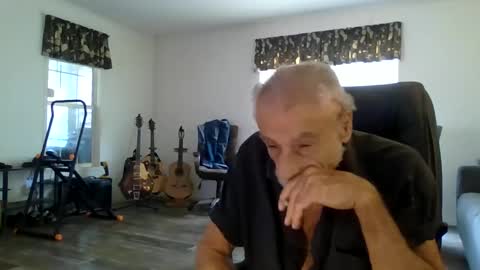 dogluc7 online show from March 2025 06:51:02 PM