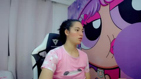 Snapshot of dolce_more chatting on June 2026 02:33:01 PM DOLCE XOXO online show from June 2026 02:33:01 PM