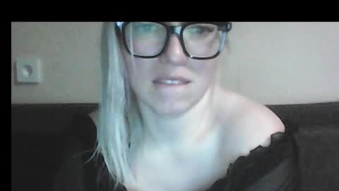 Snapshot of dolce_tempt chatting on March 2026 07:09:01 PM dolce_tempt online show from March 2026 07:09:01 PM