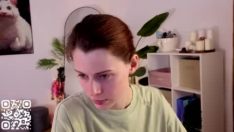 Your doll Lesli online show from April 2026 07:58:01 PM