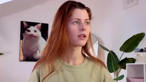 Your doll Lesli online show from April 2026 12:55:02 PM