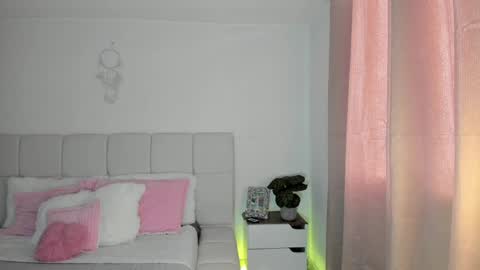 doll_oriana online show from March 2026 08:53:01 PM