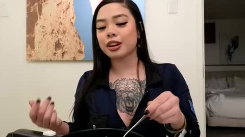 DOLLLFACE online show from January 2025 02:33:02 AM