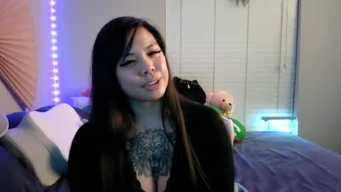 DOLLLFACE online show from February 2025 10:15:02 AM