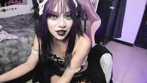 dolly_bones online show from July 2026 05:54:02 AM