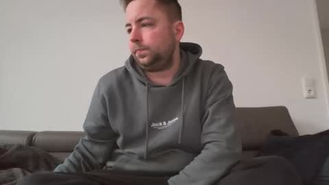 dombio_12 online show from February 2026 12:08:02 PM