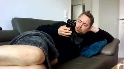 dombio_12 online show from March 2026 11:59:02 AM