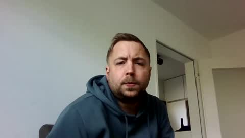 Snapshot of dombio_12 chatting on April 2026 01:30:01 PM dombio_12 online show from April 2026 01:30:01 PM
