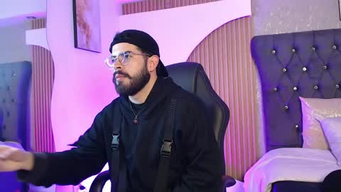 domboy  online show from May 2026 07:59:02 PM