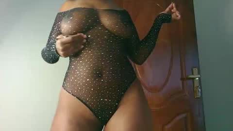 Amarie noels online show from November 2025 01:09:02 PM