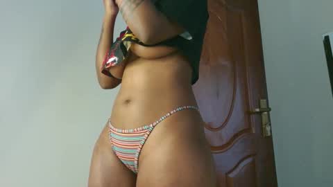 Amarie noels online show from November 2025 01:43:01 PM