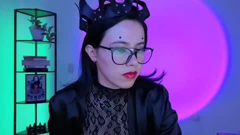 Mistress online show from March 2026 03:29:01 PM