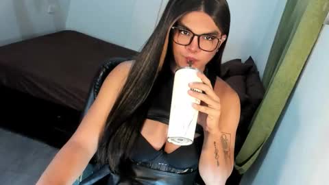 ANGELA online show from November 2025 01:59:02 AM