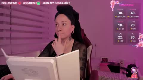 I WILL BE BACK ON WEDNESDAY DECEMBER 4 0100AM COLOMBIA TIME    online show from February 2025 05:04:01 AM