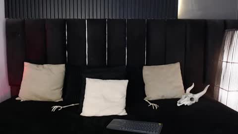 Dominic online show from October 2025 11:14:01 PM