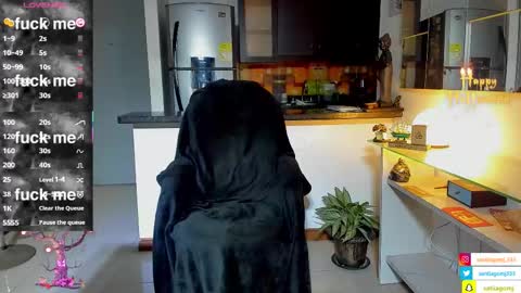 SANTI  independent model online show from November 2025 10:54:01 PM