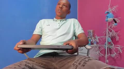 dominic online show from January 2025 03:09:01 AM