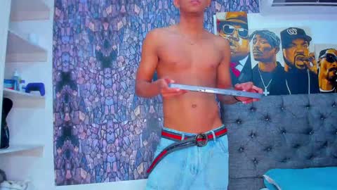 Snapshot of dominic_smith_ chatting on February 2025 01:49:02 AM dominic_smith_ online show from February 2025 01:49:02 AM