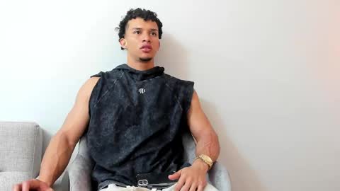Snapshot of dominick_star chatting on January 2025 03:27:02 AM Dominick Star online show from January 2025 03:27:02 AM