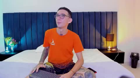 dominik_thompson777 online show from September 2025 04:13:02 AM
