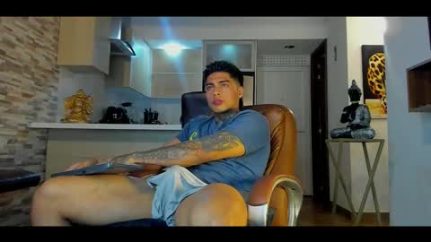 Only fans Ronnie col---InstaRonniecolleman  online show from November 2025 01:15:02 AM