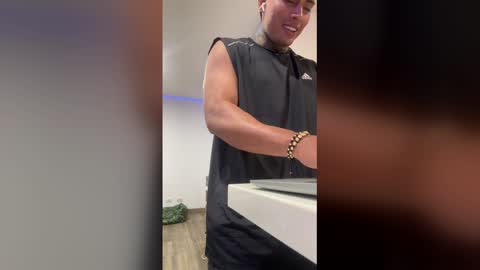 Only fans Ronnie col---InstaRonniecolleman  online show from March 2026 02:50:02 AM