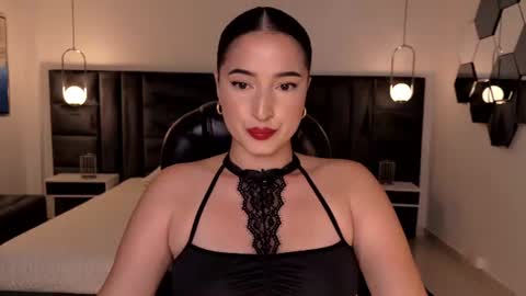 Dominique online show from June 2026 09:46:01 PM