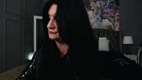 Dom Melisa online show from October 2025 08:31:01 PM