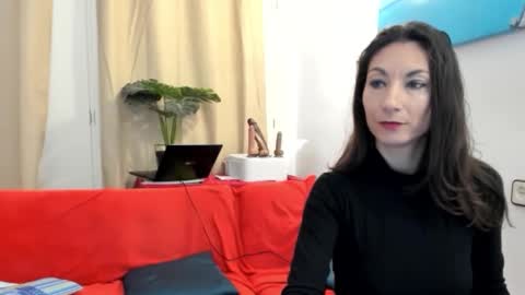 DomDOLCEVITA online show from April 2026 09:24:01 AM