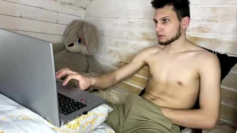 Stephanie and online show from April 2026 10:29:01 AM