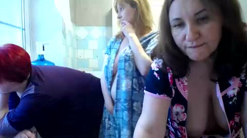 Tatiana 43 curvy sexy body and Joanna redhead 39 years online show from January 2025 10:06:01 AM