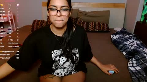 DontBeMina online show from December 2024 10:53:02 AM