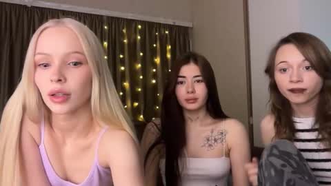 Nicole online show from February 2026 08:56:01 PM