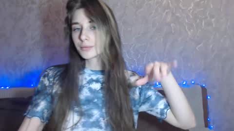 Snapshot of dora_blue_eyed chatting on February 2025 01:23:02 AM Dora online show from February 2025 01:23:02 AM