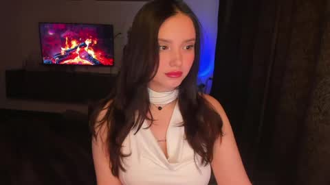 Dora Charmer online show from April 2026 04:04:02 PM